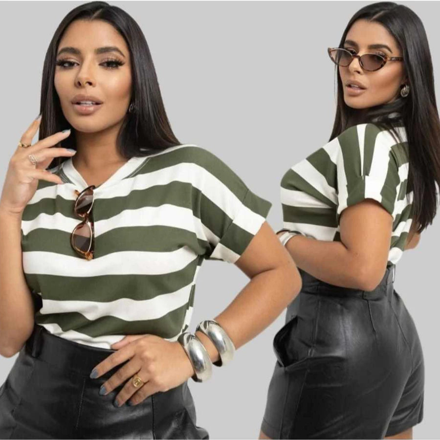 T-Shirt Feminina Listrada Casual  Manga Curta - Malu